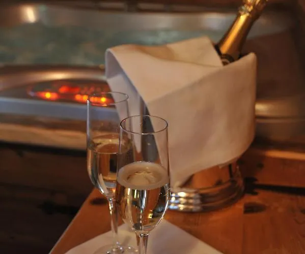 Rendez-vous - Hotel 3*